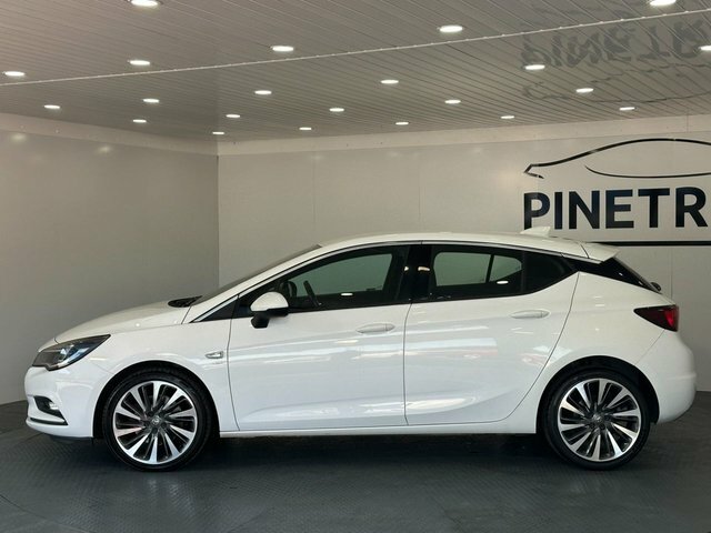 Vauxhall Astra 1.6 Cdti Blueinjection Sri Nav Hatchback Diese White #3