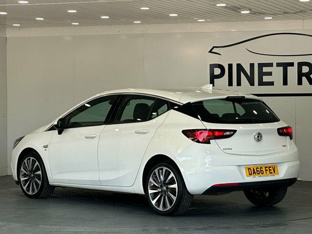 Vauxhall Astra 1.6 Cdti Blueinjection Sri Nav Hatchback Diese White #5