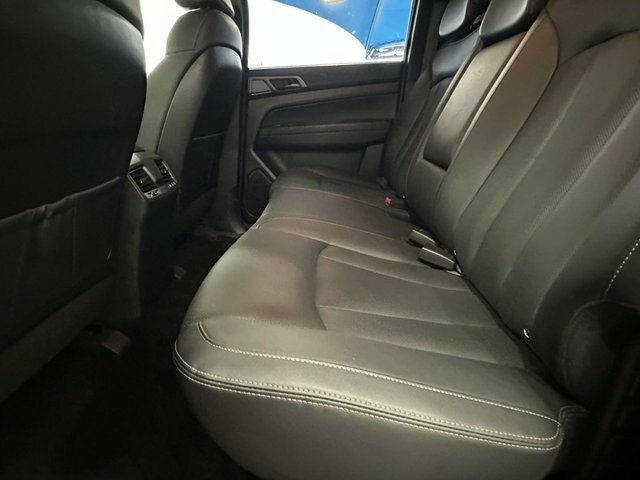 SsangYong Musso Pickup White #13
