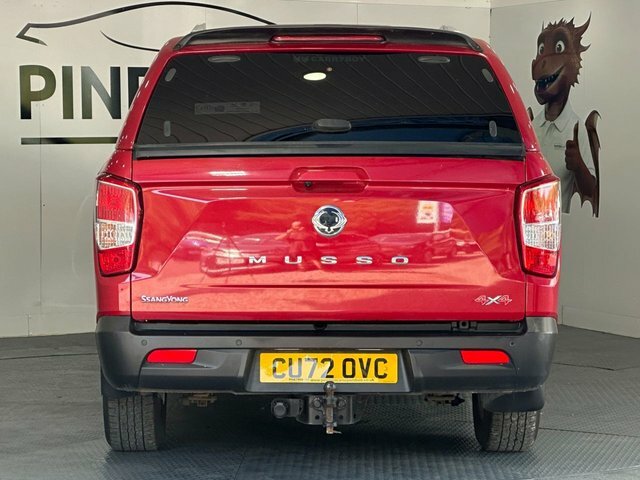 SsangYong Musso Pickup White #7
