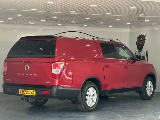 SsangYong Musso Pickup White #8