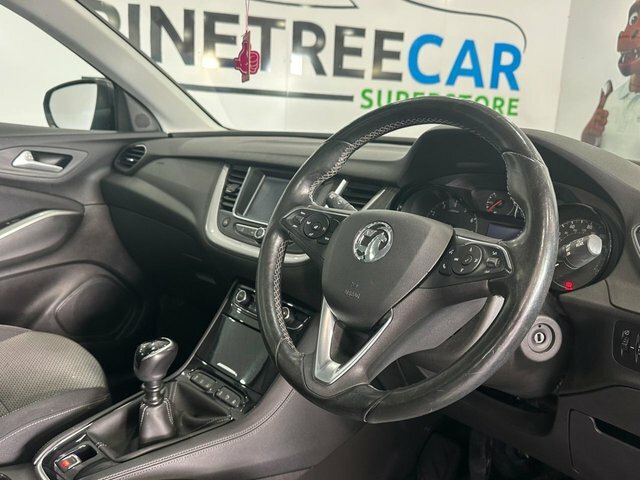 Vauxhall Grandland X Grey #8