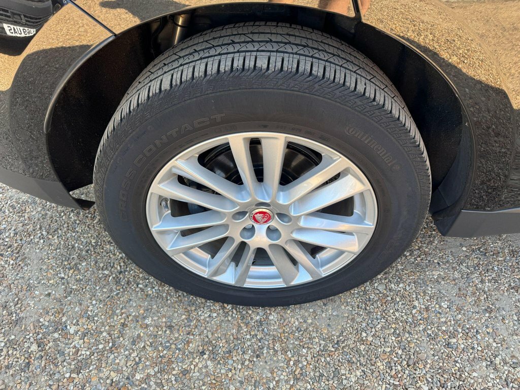 Jaguar F-Pace 2L Portfolio RF19RHJ Black #6