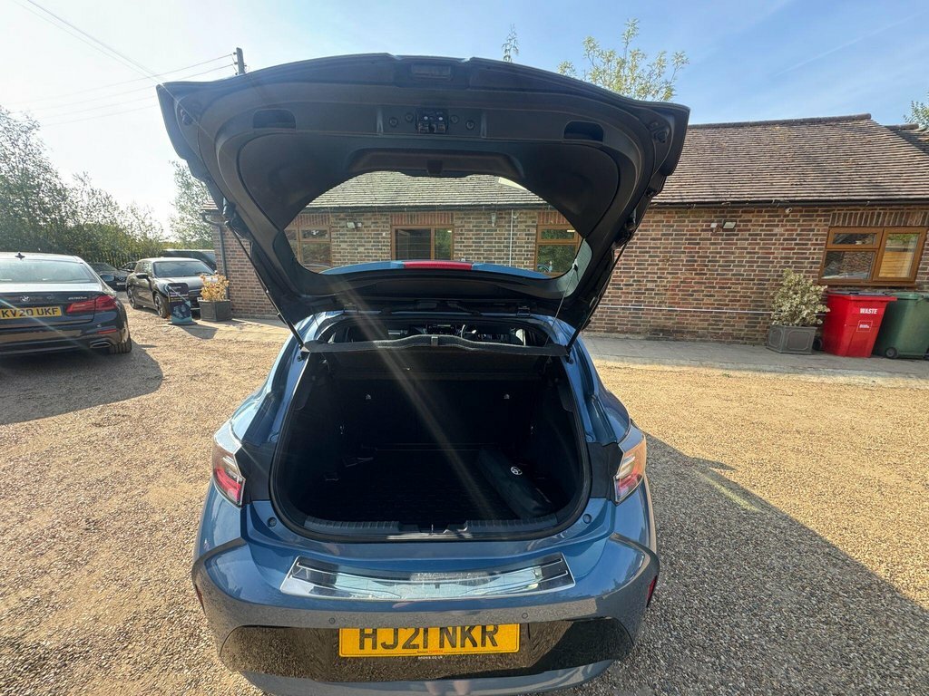 Toyota Corolla 1.8L Icon Tech Blue #6