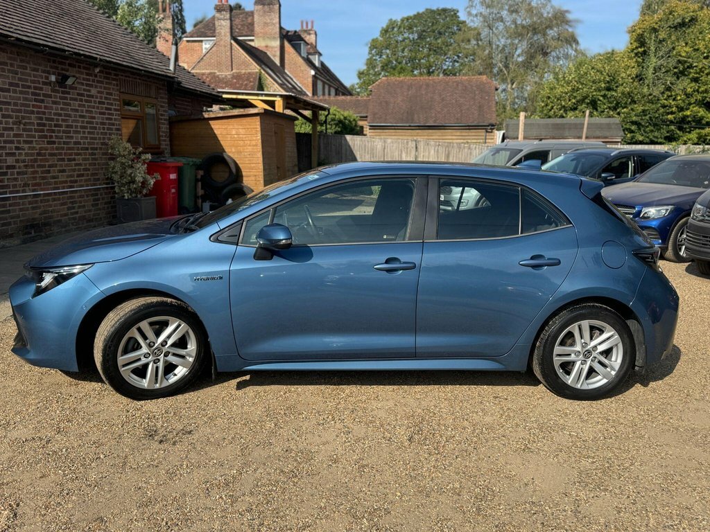Toyota Corolla 1.8L Icon Tech Blue #4