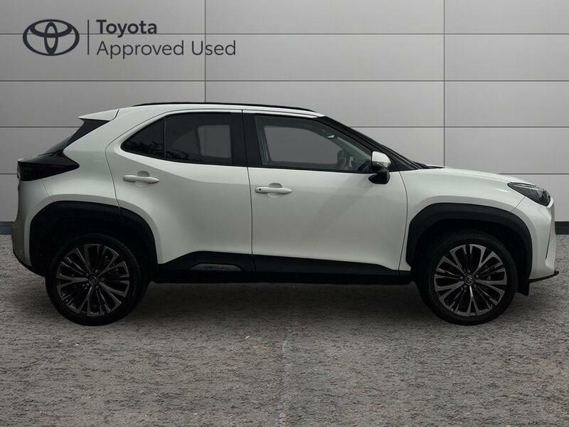 Toyota Yaris Cross 1.5 Vvt-h Excel E-cvt Euro 6 Ss DL23GDV White #2