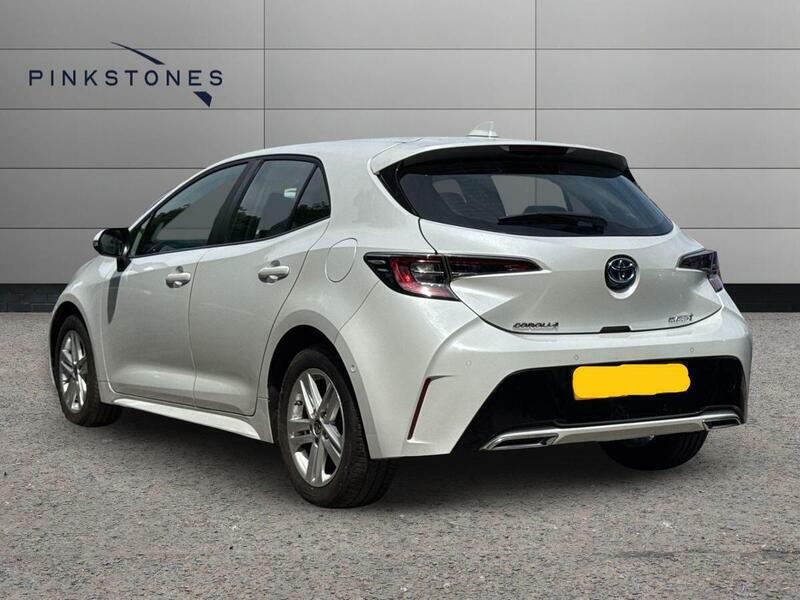 Toyota Corolla 1.8 Vvt-h Design Cvt Euro 6 Ss DX71ZWN White #4