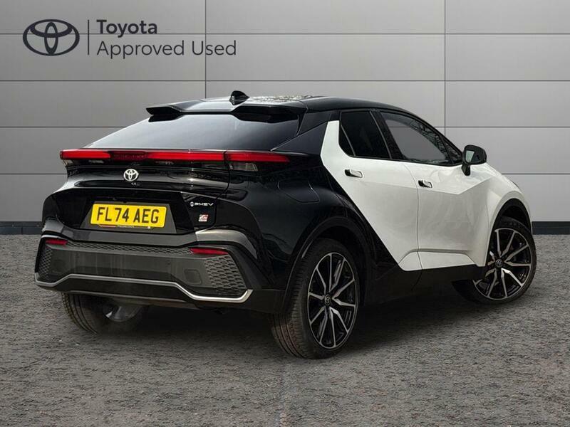 Toyota C-Hr 2.0 Vvt 13.6Kwh Gr Sport Suv Plug-in Hy White #3