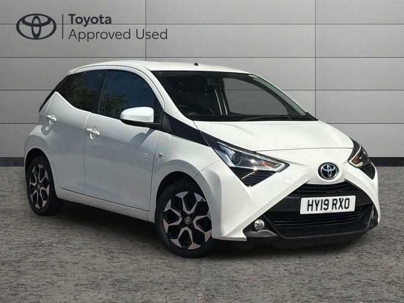 Toyota Aygo 1.0 Vvt-i X-trend Funroof X-shift Euro White