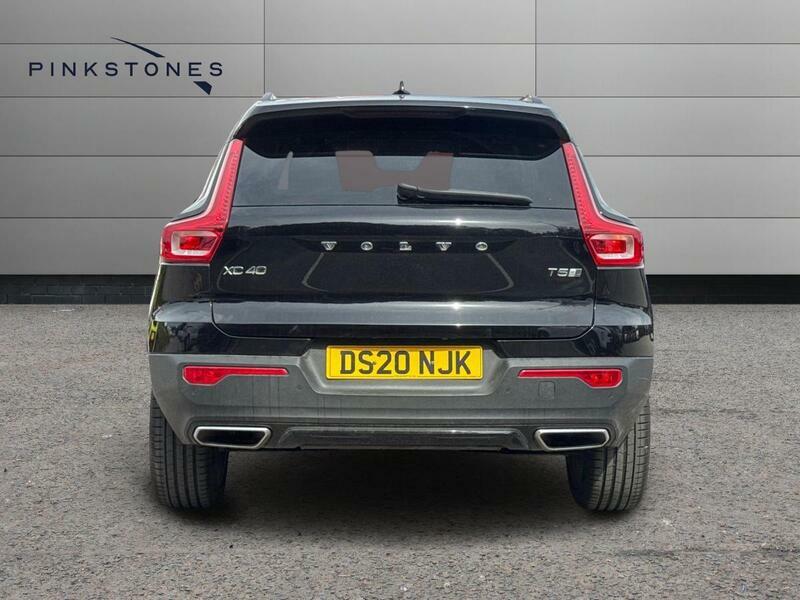 Volvo XC40 1.5H T5 Twin Engine Recharge 10.7Kwh R-design Pro Black #4