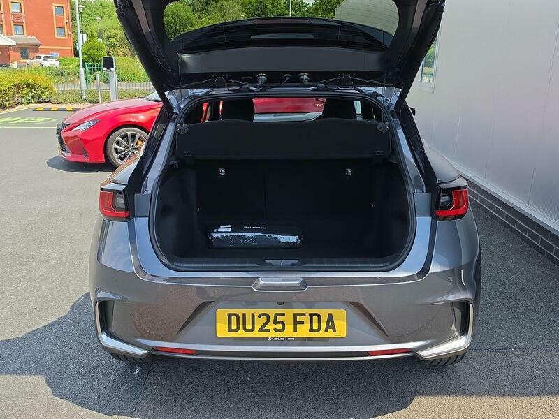Lexus LBX 1.5 Vvt-ie Takumi Suv Hybrid E-cvt Euro Grey #18