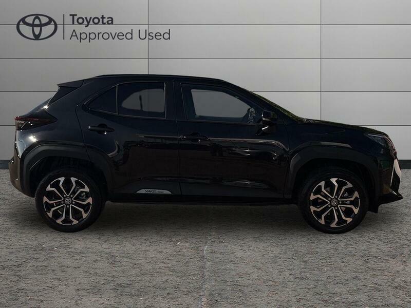 Toyota Yaris Cross 1.5 Vvt-h Design Suv Hybrid E-cvt Euro DU26BYV Black #2