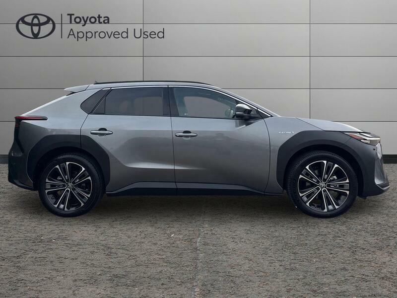 Toyota bZ4X 71.4Kwh Vision Suv Awd 11Kw Obc Silver #2