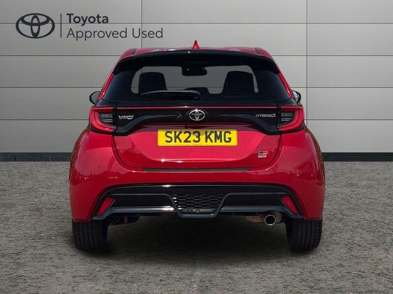 Toyota Yaris 1.5 Vvt-h Gr Sport Hatchback Hybrid E-c  #4