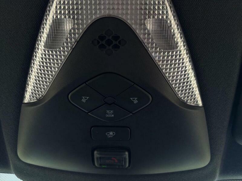 Toyota C-Hr Excel White #24