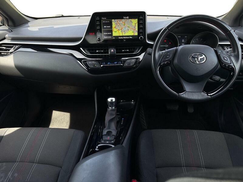 Toyota C-Hr Excel White #11