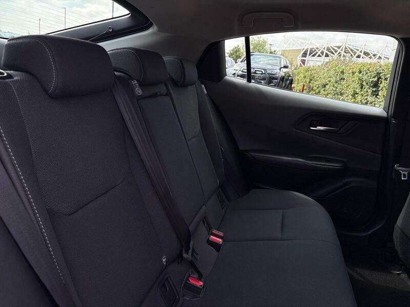 Toyota Prius 2.0 Phev Excel Cvt Hatchback #40