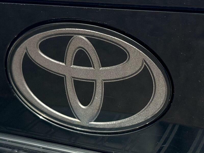 Toyota Prius 2.0 Phev Excel Cvt Hatchback #47