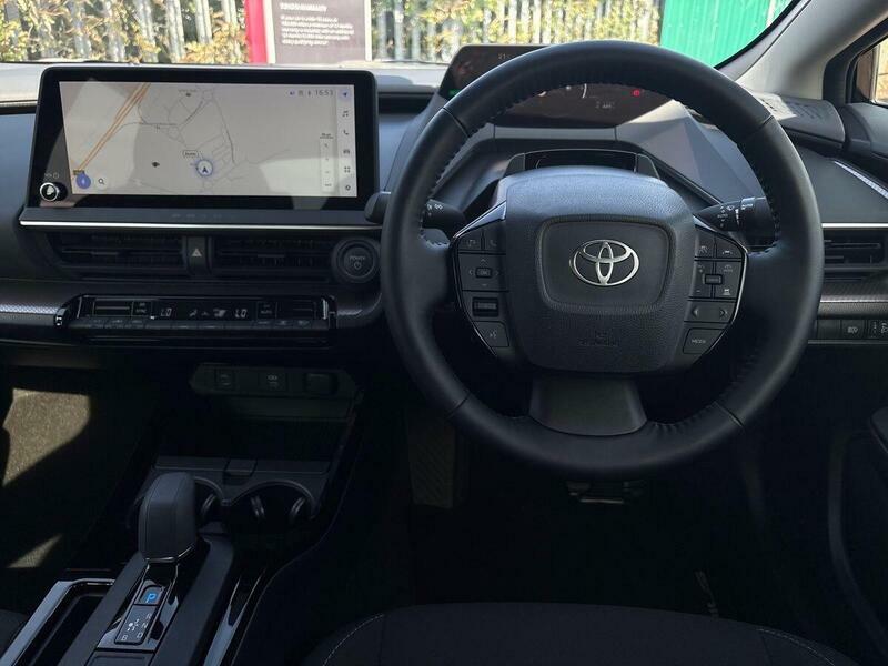 Toyota Prius 2.0 Phev Excel Cvt  #12