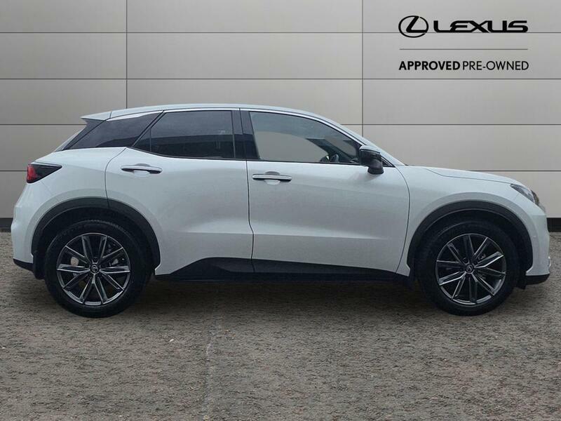 Lexus LBX 1.5 Vvt-ie Takumi Suv Hybrid E-cvt Euro  #2
