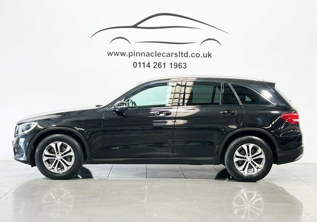 Mercedes-Benz GLC Class 2017 2.1 Glc220d Se Executive G-tronic 4Matic Eu Black #6