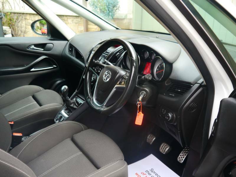 Vauxhall Zafira Design Red #10