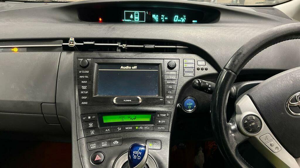 Toyota Prius 1.8 T Spirit Vvt-i 99 Bhp Blue #7