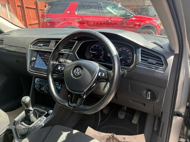 Volkswagen Tiguan 2.0 Se Tdi 148 Bhp Grey #11