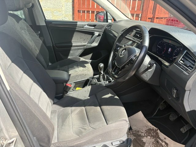 Volkswagen Tiguan 2.0 Se Tdi 148 Bhp Grey #12