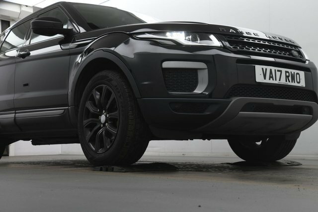 Land Rover Range Rover Evoque Ed4 Se Suv Black #4