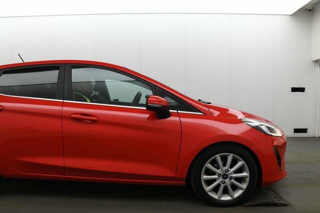 Ford Fiesta Ecoboost Titanium Hatchback DK18VFX Red #4