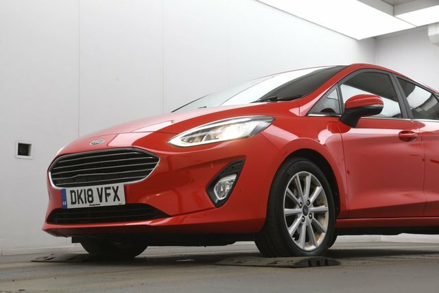 Ford Fiesta Ecoboost Titanium Hatchback DK18VFX Red #3