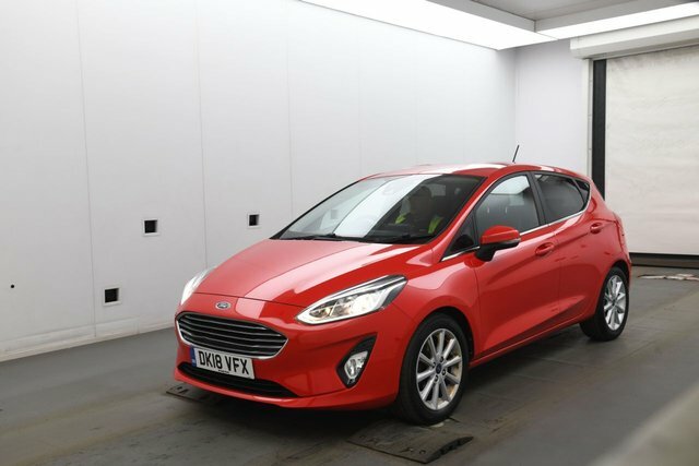 Ford Fiesta Ecoboost Titanium Hatchback DK18VFX Red #2