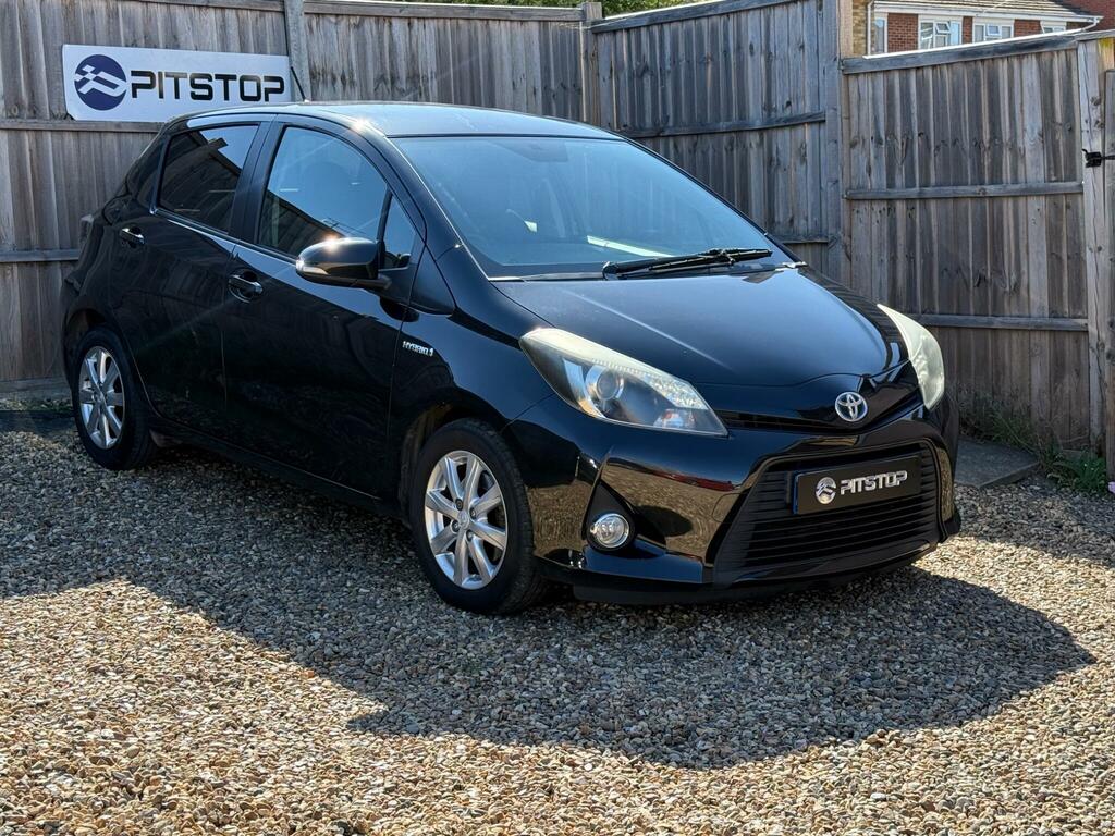 Toyota Yaris T4 Black #6