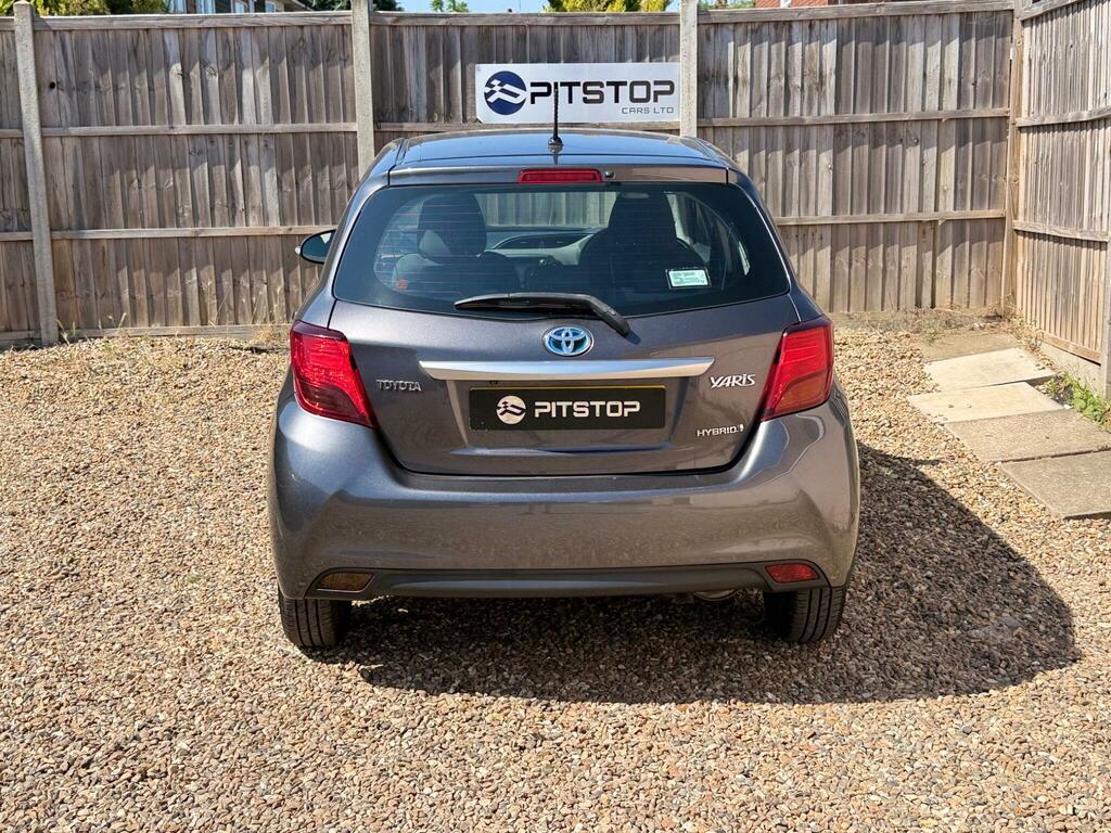 Toyota Yaris 1.5 Vvt-h Icon E-cvt Euro 6 Grey #6