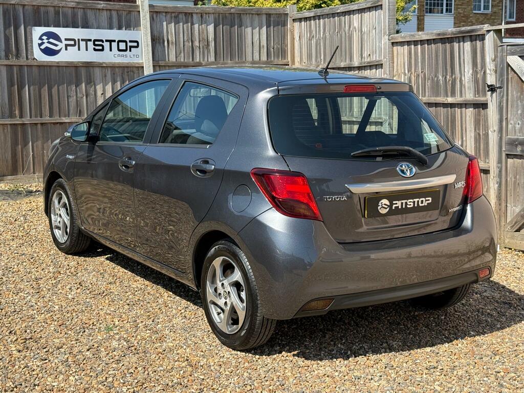 Toyota Yaris 1.5 Vvt-h Icon E-cvt Euro 6 Grey #2