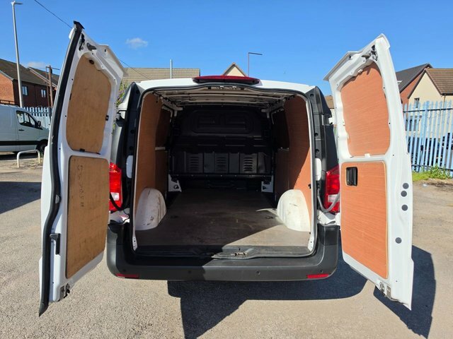 Mercedes-Benz Vito 116 Crew Sport L1 Grey #8
