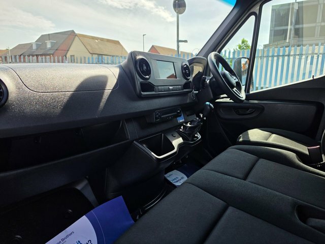 Mercedes-Benz Sprinter 2.0 315 Cdi Hd Progressive G-tronic Rwd L3 H2 Euro White #15