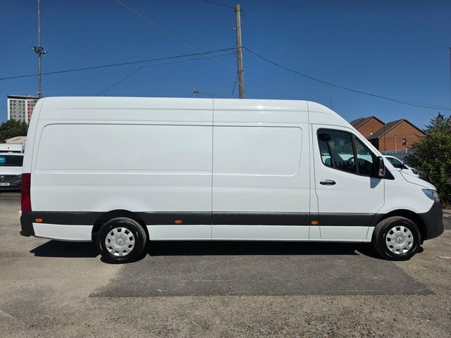Mercedes-Benz Sprinter 2.0 315 Cdi Premium Lwb Rwd L3 H2 150 Bhp Euro 6 White