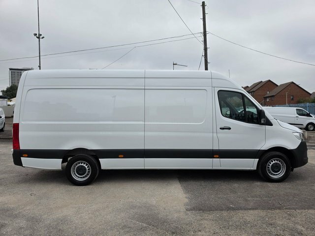 Mercedes-Benz Sprinter 2.0 315 Cdi Progressive Lwb Rwd L3 H2 150 Bhp Eur White