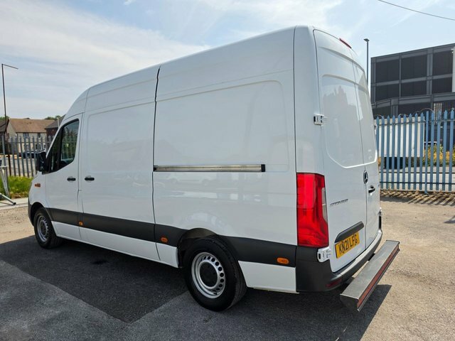 Mercedes-Benz Sprinter 2.0 315 Cdi Progressive Mwb Gah Chiller Rwd L2 H2 White #3