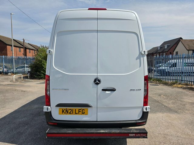 Mercedes-Benz Sprinter 2.0 315 Cdi Progressive Mwb Gah Chiller Rwd L2 H2 White #6