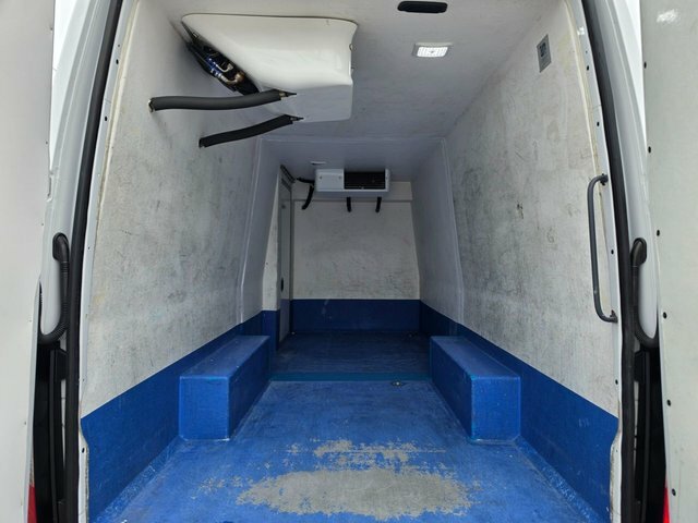 Mercedes-Benz Sprinter 3.5T H2 Progressive Van White #7