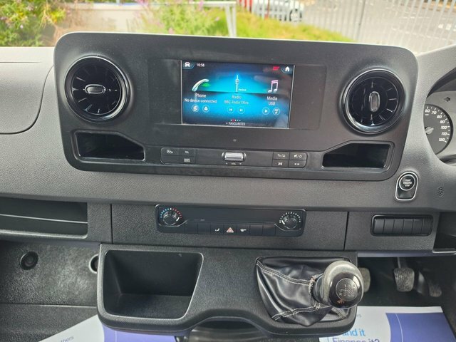Mercedes-Benz Sprinter 3.5T H2 Progressive Van White #13