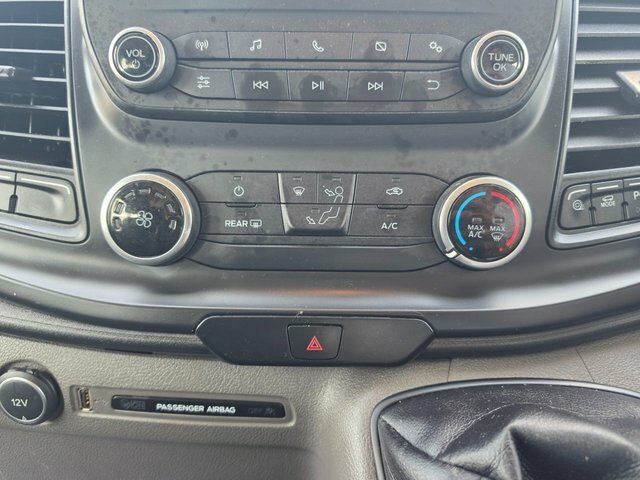 Ford Transit Custom 300 Ecoblue Limited 2.0 130Ps 2 Keys L2 H1 Lwb Wit Black #13