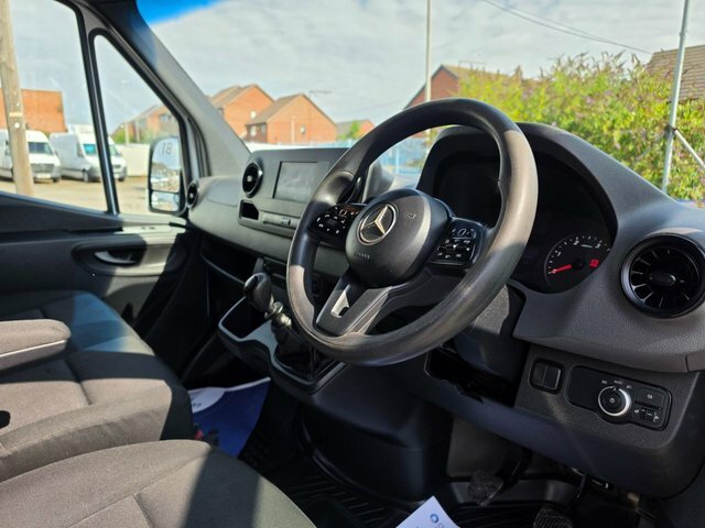 Mercedes-Benz Sprinter 2.1 316Cdi 3.5T. Extra Long 20Ft 6M Curtainside, White #16