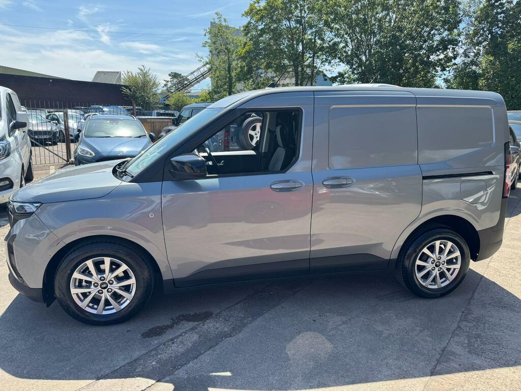 Ford Transit Courier 1.0 Ecoboost Limited Swb Euro 6 Ss LG25ZWH Silver #4