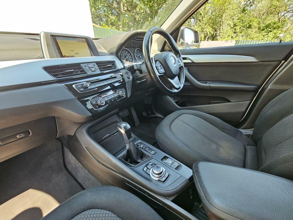 BMW X1 2L Xline Black #44