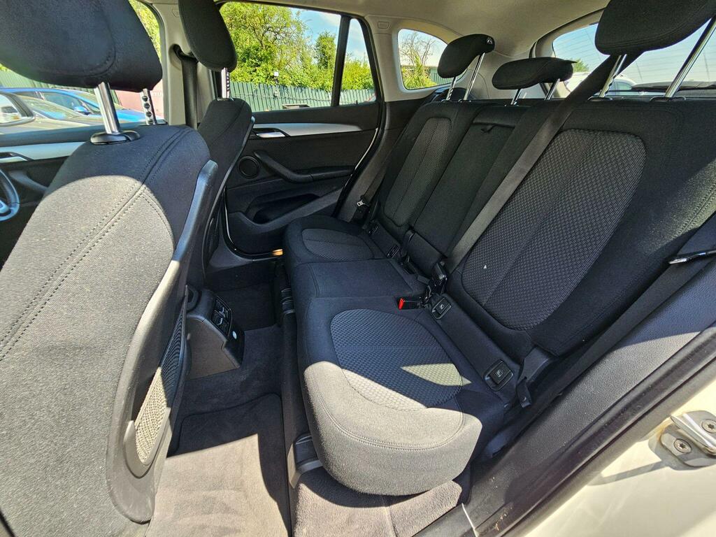 BMW X1 2L Xline Black #46