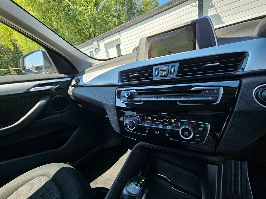 BMW X1 2L Xline Black #28